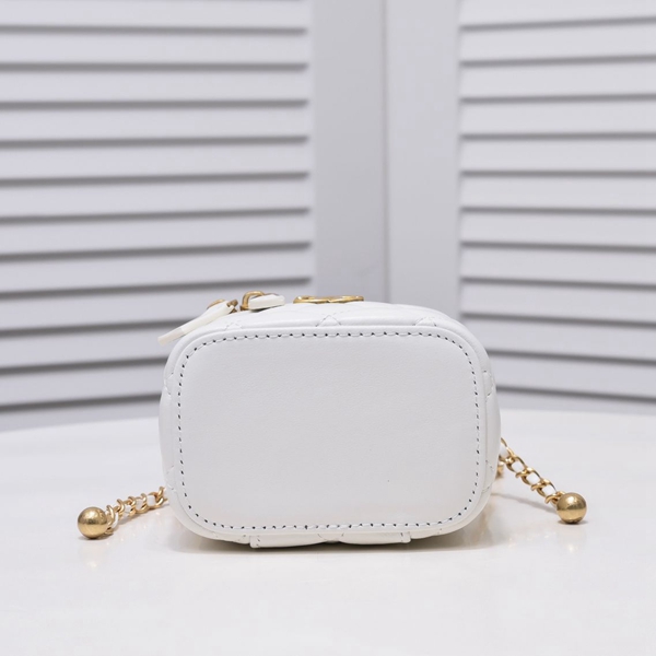 シャネルバッグ内部構造